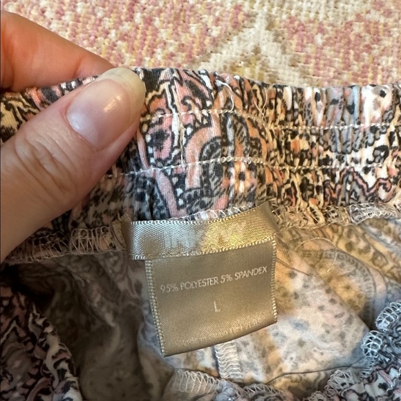 Ink & Ivy Large Women's Super Soft Sleepwear Set - Gray and Pink Tank & Shorts - Picture 5 of 5